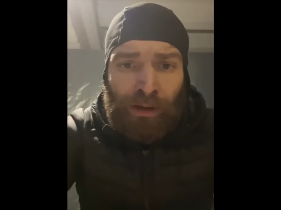 Опубликовано видео сдавшегося в плен на "Азовстали" Волыны