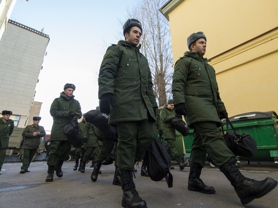 Петербуржцам присылают фейковые повестки для мобилизации из резерва