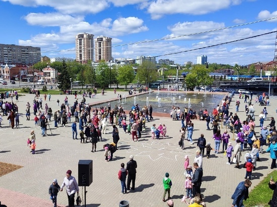 Масштабный парад театров устроили в Иванове