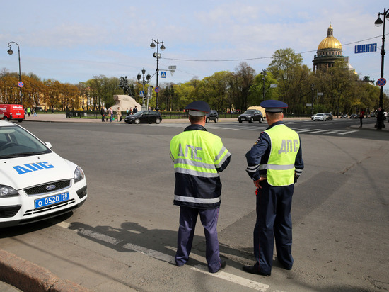 Врачи не смогли спасти пенсионера, который на иномарке влетел в забор на Петербургском шоссе