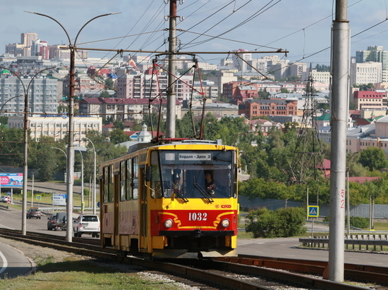 Маршрут нескольких трамваев изменился в Барнауле из-за ремонта моста