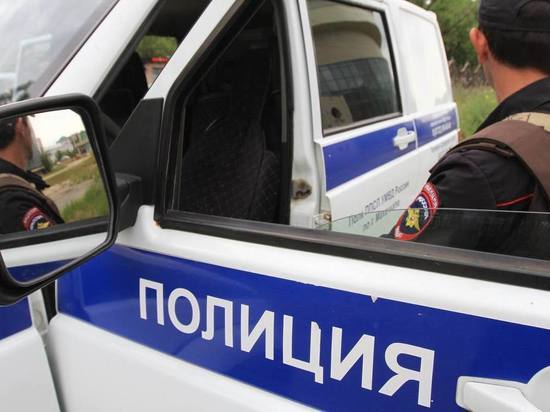 В Дагестане задержали троих подозреваемых в ограблении ребенка