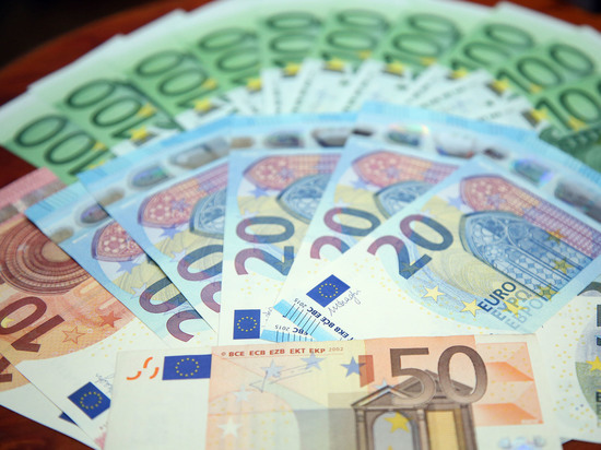 Курс евро на Мосбирже опустился до 59 рублей