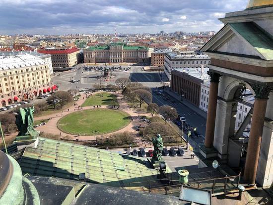 В Смольном заявили, что Петербург выполнил все социальные обязательства в 2021 году