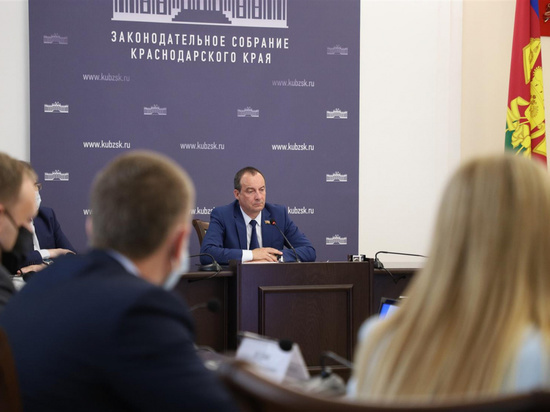 Депутаты ЗСК на пленарном совещании оценили работу краевой службы занятости