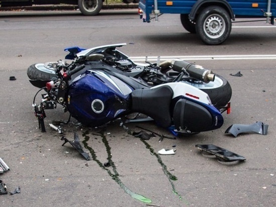 Под Ростовом в ДТП пострадал мотоциклист