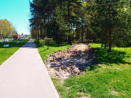 В «Аллее Форума» в Кировске обновят пешеходные тропы