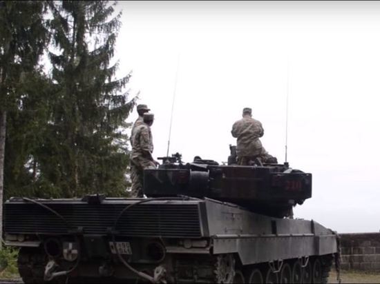 Президент Польши обвинил Германию в срыве поставок танков Leopard