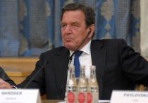 Бывший канцлер ФРГ Герхард Шредер отклонил выдвижение своей кандидатуры в состав совета директоров российской корпорации «Газпром»