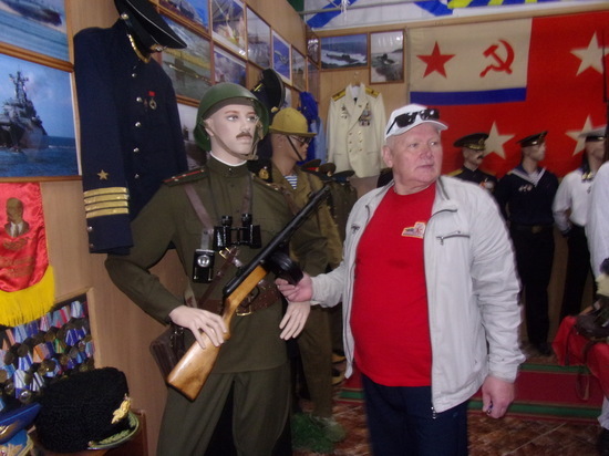 Сотни раритетных вещей из истории армии и флота СССР можно увидеть в частном музее в Феодосии