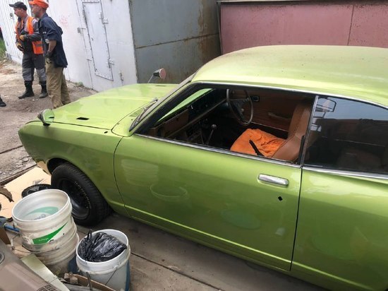 Ретроавтомобиль найден в незаконно установленном гараже Владивостока