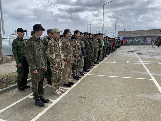 В Якутии дан старт учебным военно-полевым сборам десятиклассников