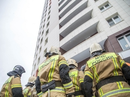 В Кировской области средняя зарплата пожарных составляет 57,9 тысячи рублей
