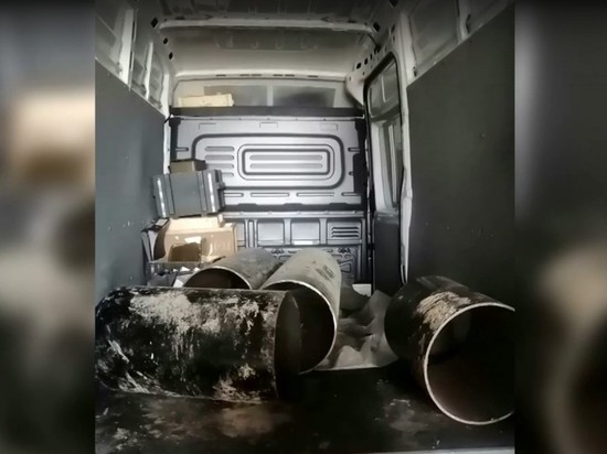 Сотрудников новосибирского Толмачево обвиняют в краже труб