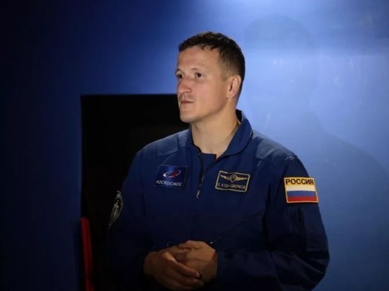 Российский космонавт-испытатель рассказал псковичам о талисмане, который берет с собой