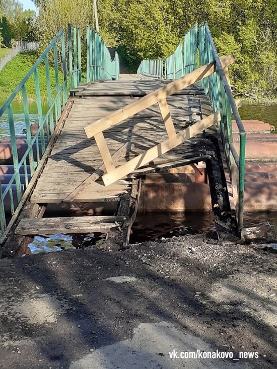 В Тверской области вандалы сломали мост