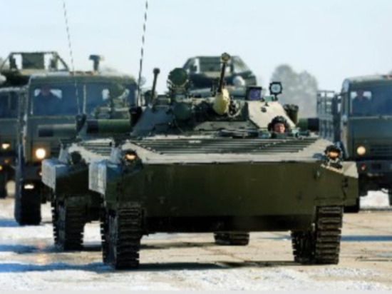 Президент РФ поручил увеличить выплаты участвующим в спецоперации военным