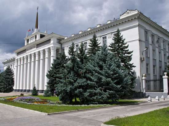 Жителям Молдавии рекомендовали 2 недели не ездить в Приднестровье