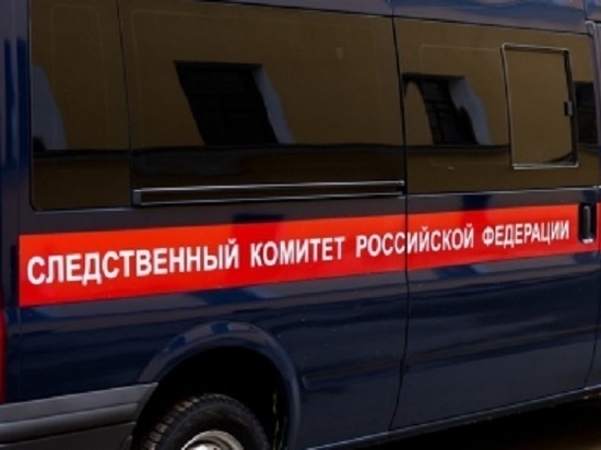Вечером 21 мая 2022 года в одном из домов в деревне Смольянская нашли тело 38-летнего мужчины с ножевым ранением