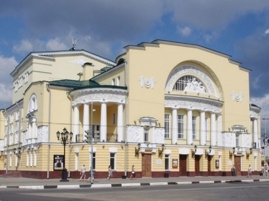 В Ярославль вскоре прибудет новый директор Волковского театра