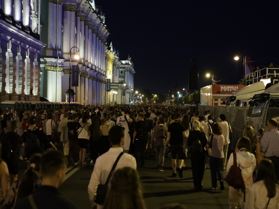 Вице-губернатор Пиотровский предложил петербуржцам альтернативный маршрут прогулки на День города