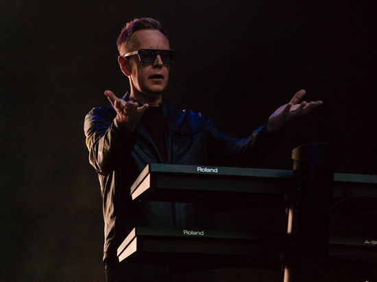 Сооснователь британской группы Depeche Mode, клавишник коллектива Энди Флетчер скончался на 61-м году жизни