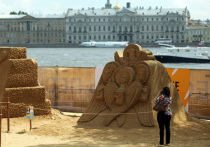 В Петербурге с 27 мая откроется Фестиваль песчаных скульптур. Традиционно он расположится на пляже у Петропавловской крепости, а его начало приурочили ко Дню города.