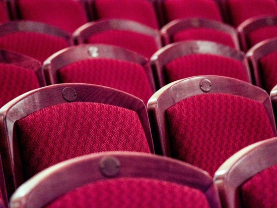 Кинотеатры бесплатно посетили 110 тысяч петербургских школьников
