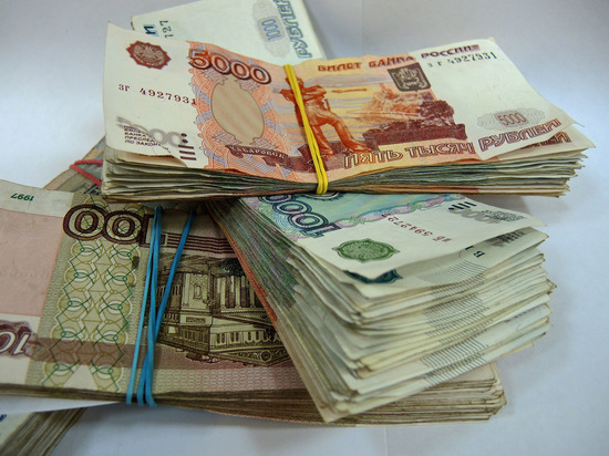 Депутат Госдумы предложил увеличить размер страховки по рублевым вкладам