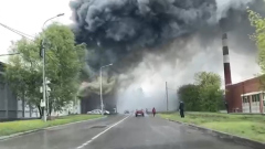 На юге Москвы загорелся производственный ангар в промзоне