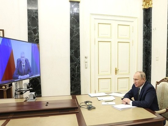 Президент России Владимир Путин встретился с главой Карелии Артуром Парфенчиковым