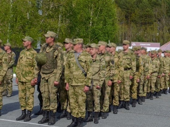 Бойцы Росгвардии вернулись в Свердловскую область из районов спецоперации