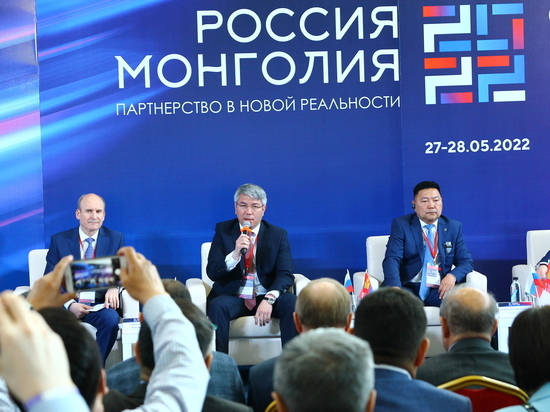 Глава Бурятии рассказал гостям из Монголии перспективы сотрудничества