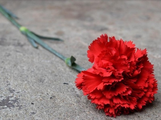 В Змеиногорске простились с 23-летним рядовым, который погиб на Украине