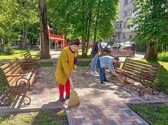 На субботник в Ставрополе вышли 20 тысяч добровольцев