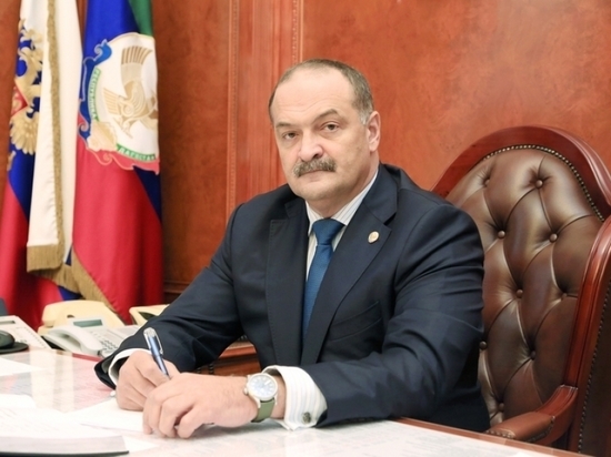 Глава Дагестана поздравил пограничников региона с праздником