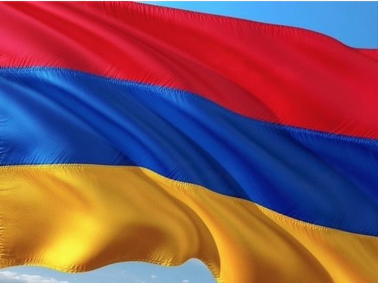 Митинг с требованием отставки премьер-министра Армении Пашиняна начался в Ереване