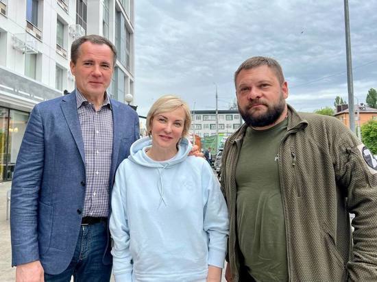 Вячеслав Гладков пообщался с военкором из Белгорода Евгением Поддубным