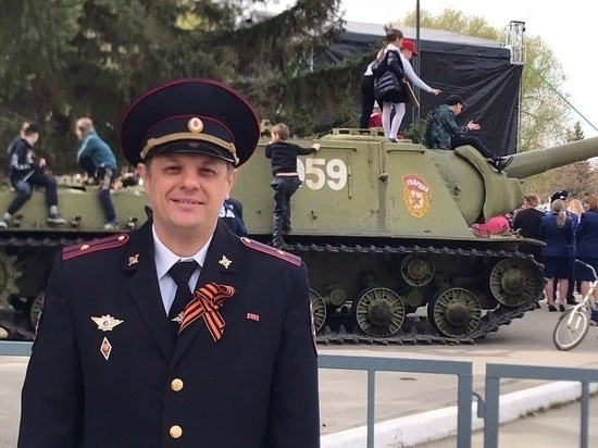 Жительница Челябинской области поблагодарила сотрудника ГИБДД за помощь ее матери