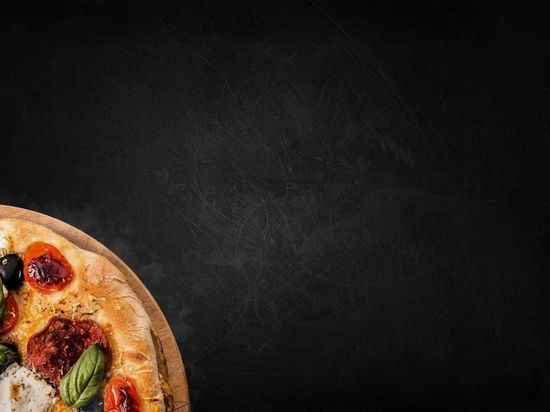 Нижегородка лишилась 60 000 рублей при заказе пиццы «на известном» сайте