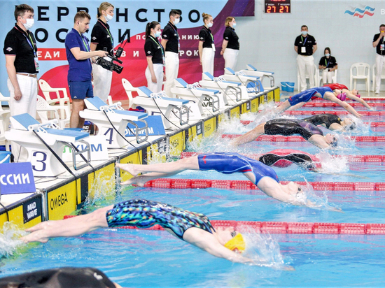 Приморская пловчиха взяла три медали на первенстве России