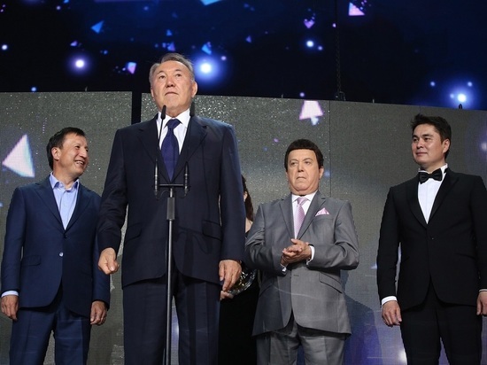 Назарбаев: если мои родственники нарушили закон, то должны нести ответственность