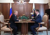 28 мая 2018 года президент России Владимир Путин подписал указ о назначении Айсена Николаева исполняющим обязанности главы Якутии, а в сентябре того же года он был избран на эту должность