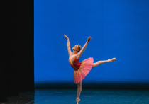 В воскресенье утром этот мир покинула юная балерина Алеся Лазарева, артистка труппы «Классический балет» Касаткиной и Василёва