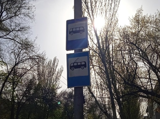 Из-за обстрелов в Донецке остановлено движение троллейбусов