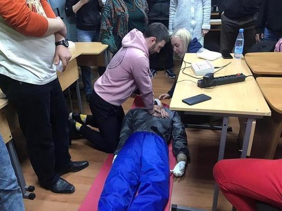 Тюменские спасатели провели занятия для сотрудников реабилитационного центра «Родник»