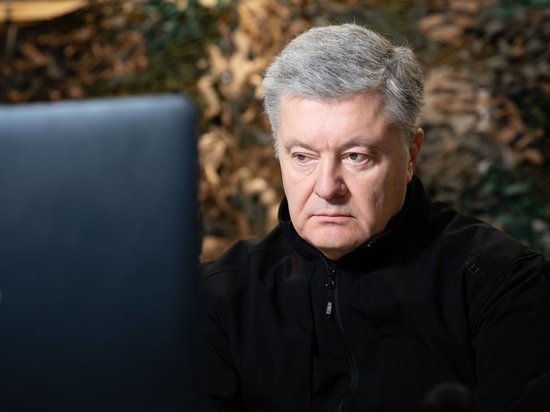 Политолог Коньков: экс-президент Украины опасается преследования
