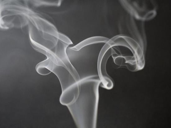 Курящих жителей Надыма приглашают на анонимную беседу с наркологом