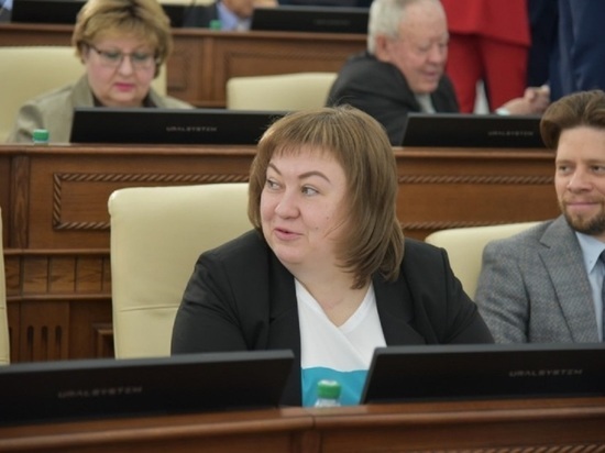 Депутат АКЗС Боровикова стала «вторым лицом» алтайских справедливороссов
