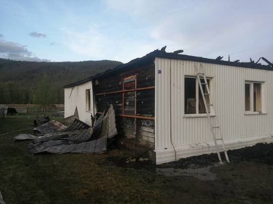 В Бурятии сгорела начальная школа на 3 ученика